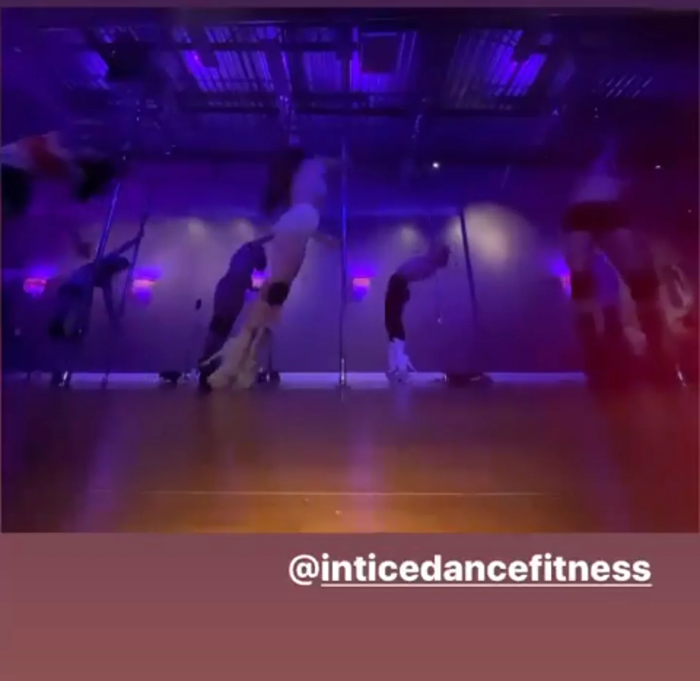 Instagram story from Polina Zueva's Wednesday Exotic class at Intice Dance Fitness, dancers at the poles.